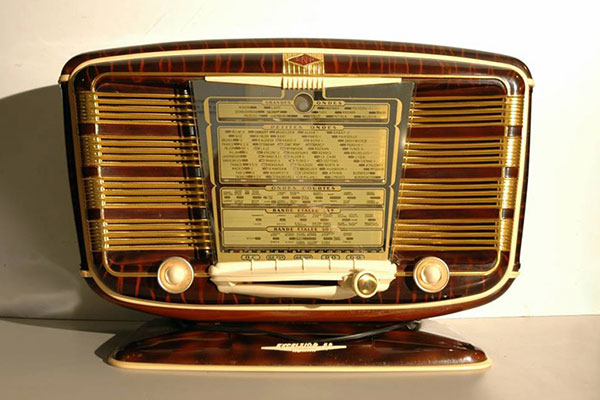 Предмет с выставки. Шедевр советской промышленности или троянский конь Л.П. Берии Предмет с выставки. Шедевр советской промышленности или троянский конь Л.П. Берии