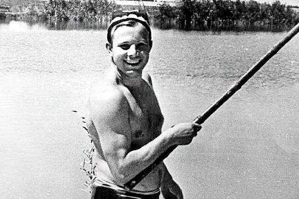 «Я стал рыболовом намного раньше, чем космонавтом…»