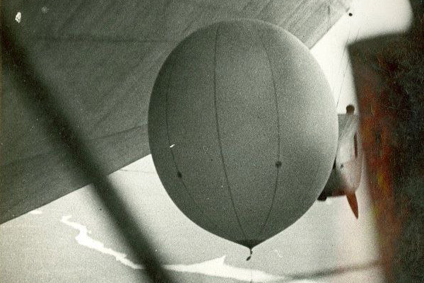 Запуск первопроходца высоких слоев атмосферы - разведчика погоды Запуск первопроходца высоких слоев атмосферы - разведчика погоды