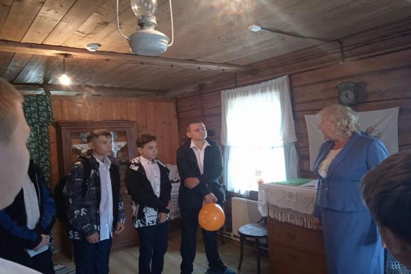 Первый раз в первый класс с Юрием Гагариным Первый раз в первый класс с Юрием Гагариным