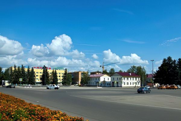 Его город...