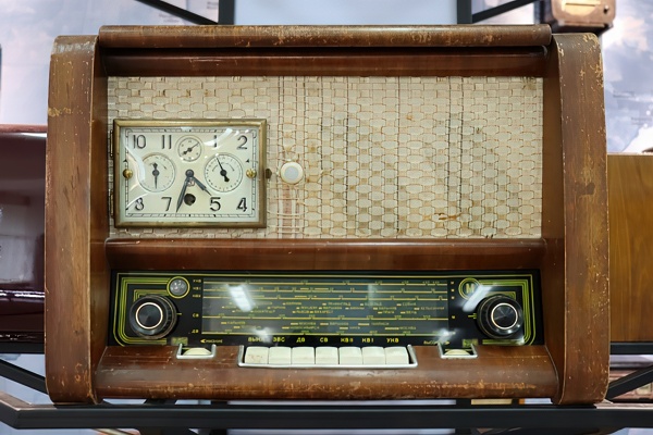 Предмет с выставки. Подъём с «Рассветом» Предмет с выставки. Подъём с «Рассветом»