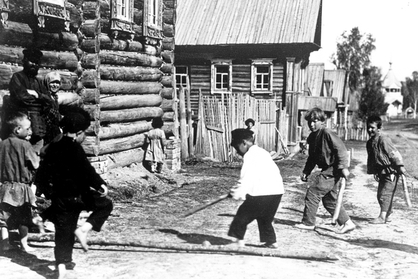 Народные игры в жизни Ю.А. Гагарина