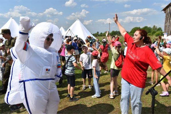 Детский аэрокосмический праздник в Клушино Детский аэрокосмический праздник в Клушино