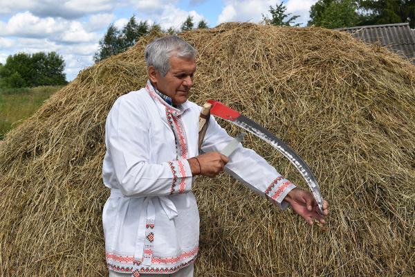 Коси коса, пока роса