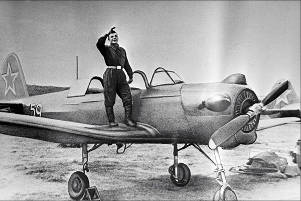 К 100-летию гражданской авиации: небесные рубежи Гагарина