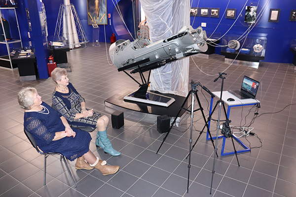 За правдивую историю!