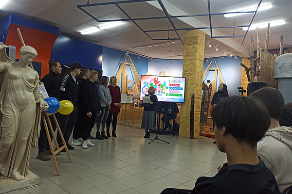 С днем добровольцев: время неравнодушных - наше время! С днем добровольцев: время неравнодушных - наше время!