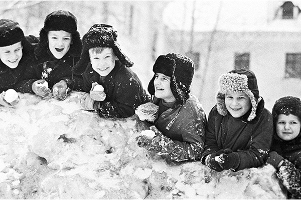 Зимние забавы и развлечения