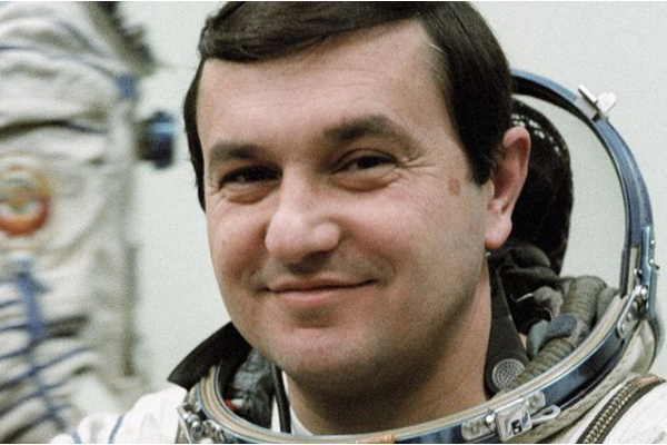 Титов Владимир Георгиевич. Космонавт № 54/118