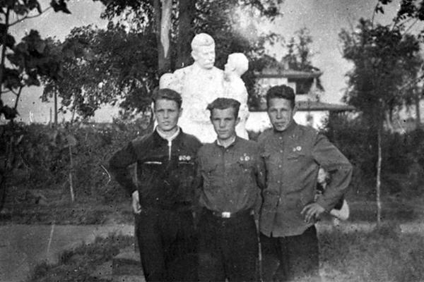 Дружба в жизни Юрия Гагарина Дружба в жизни Юрия Гагарина