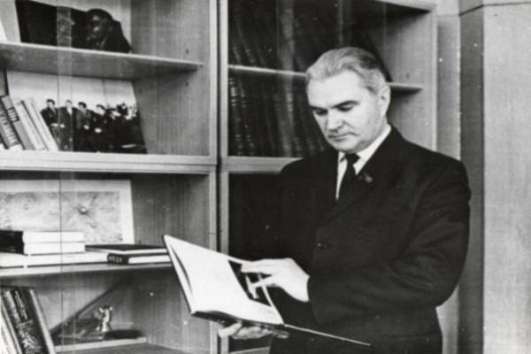 История одного предмета «Жидкостный ракетный двигатель РД-108» История одного предмета «Жидкостный ракетный двигатель РД-108»