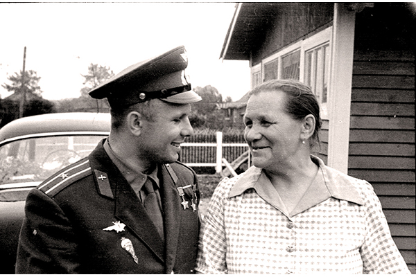 С Днем Матери! С Днем Матери!