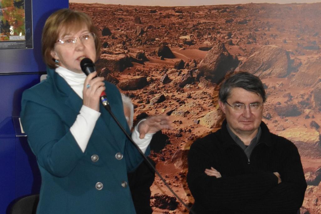 Гагарин - герой нашего времени